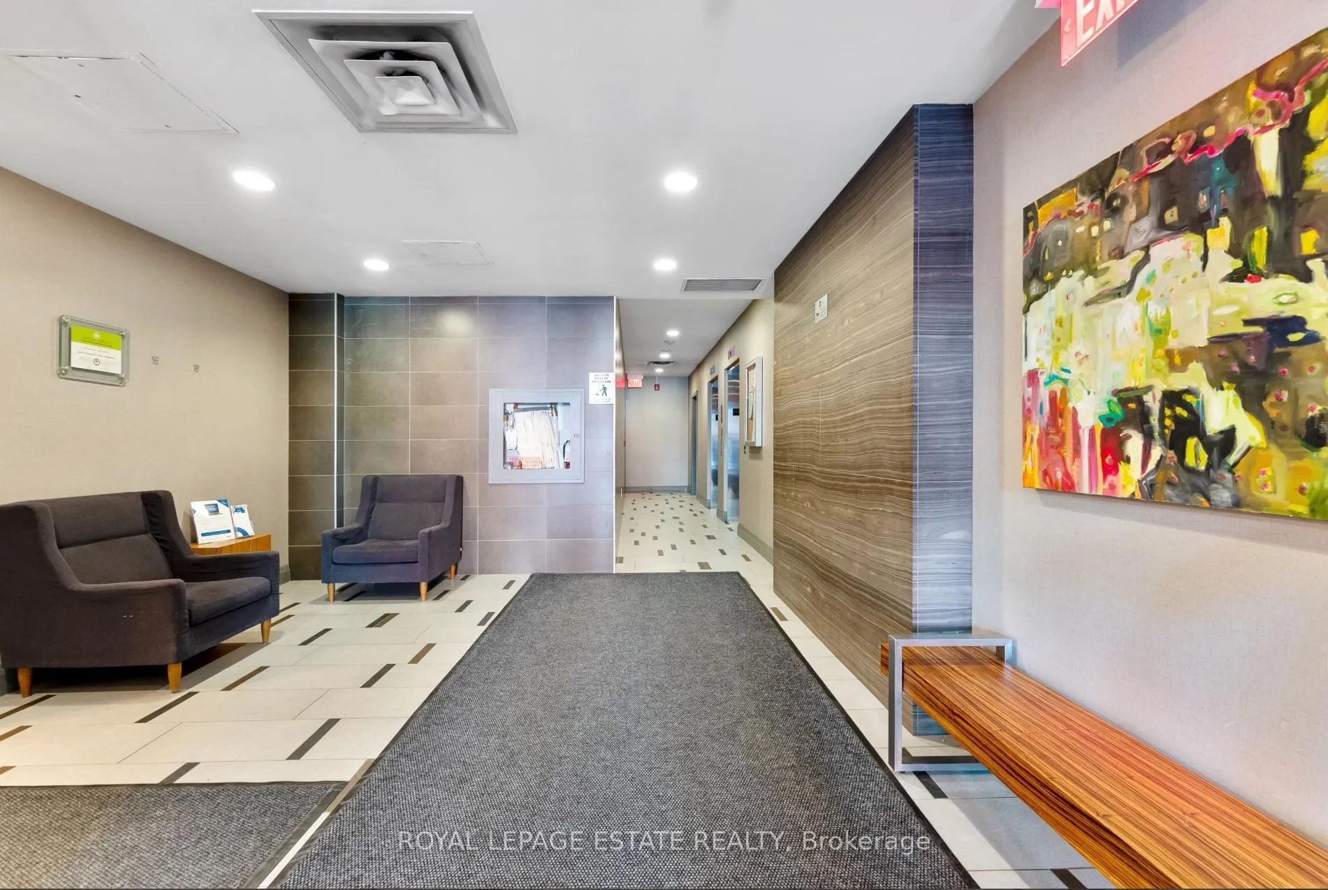 1 Cole Street #504