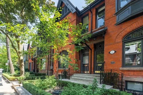33 Tranby Avenue