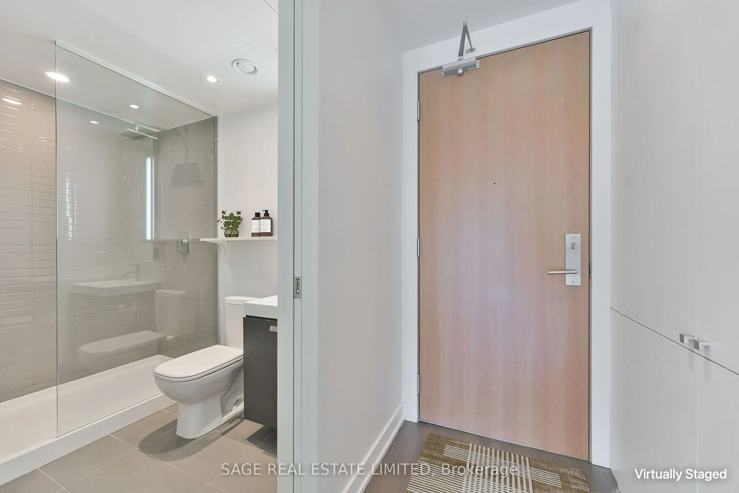 38 Stewart Street #802