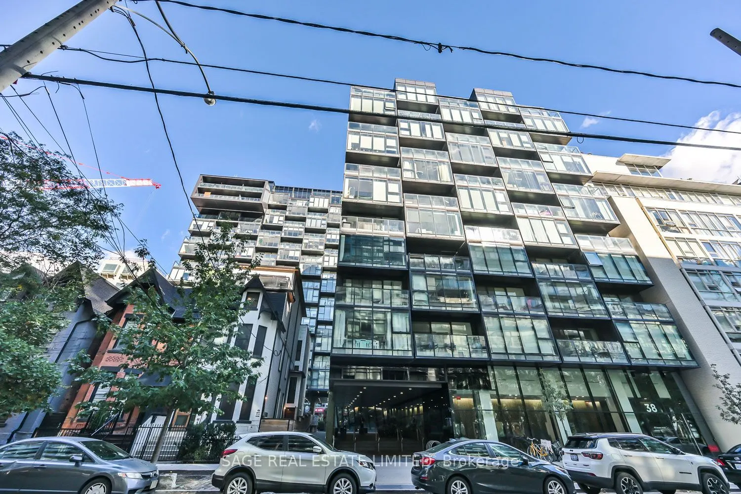 38 Stewart Street #802