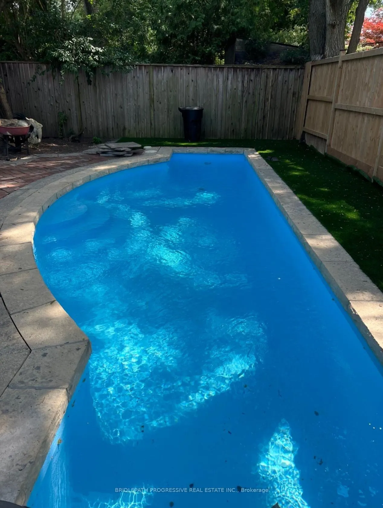 127 Glenvale Boulevard