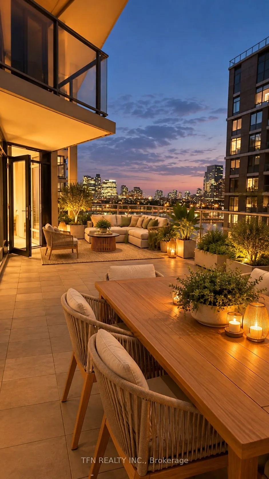 15 Merchants Wharf #712
