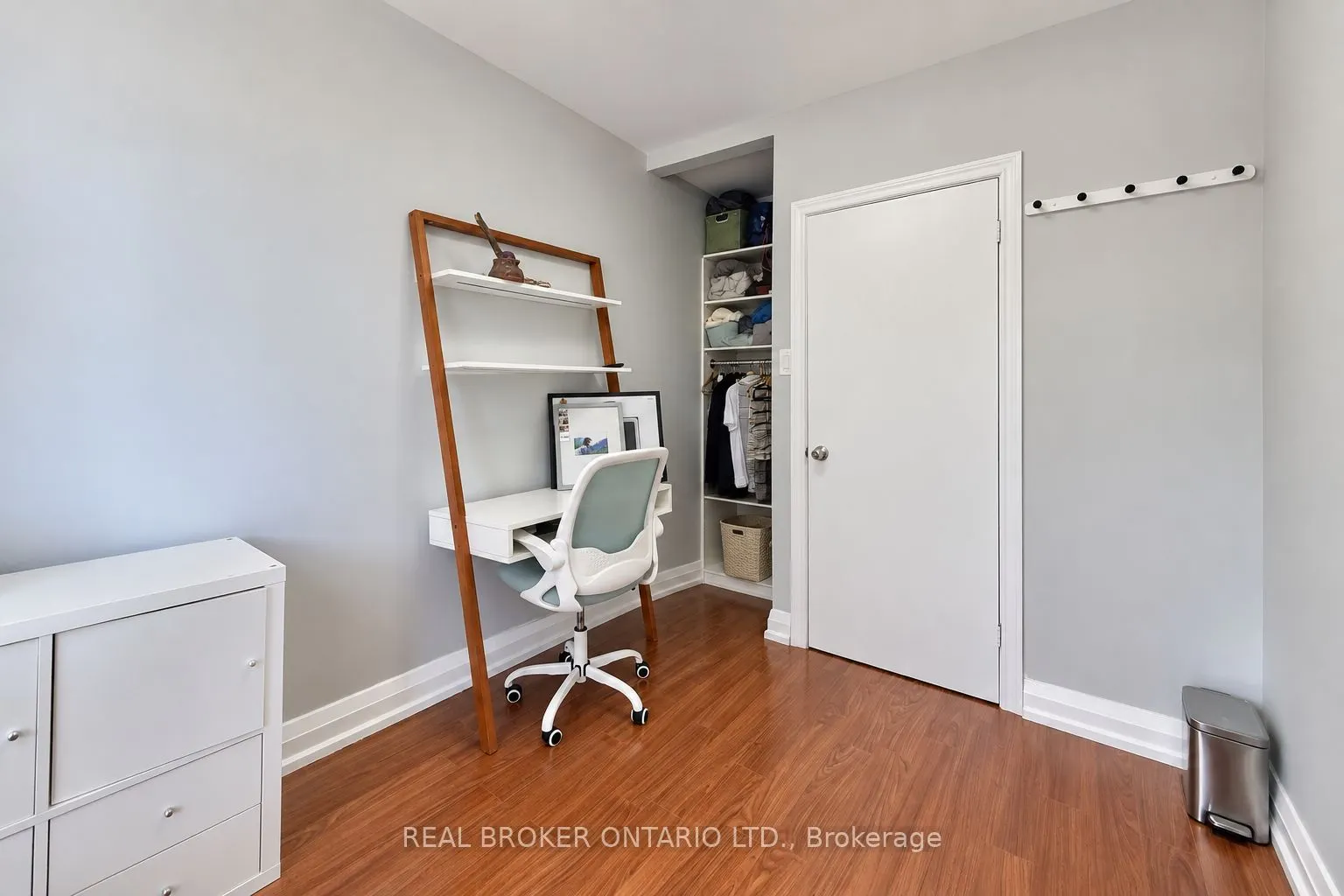 69 Upper Canada Drive #3