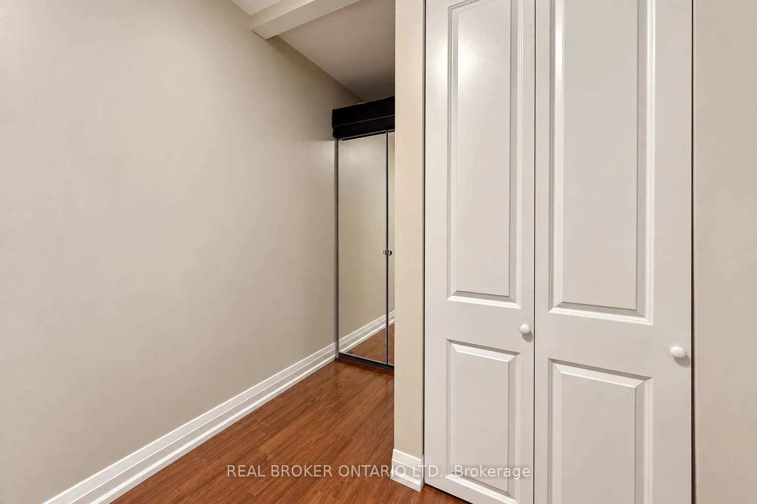 69 Upper Canada Drive #3