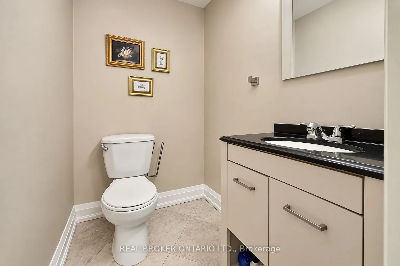 69 Upper Canada Drive #3