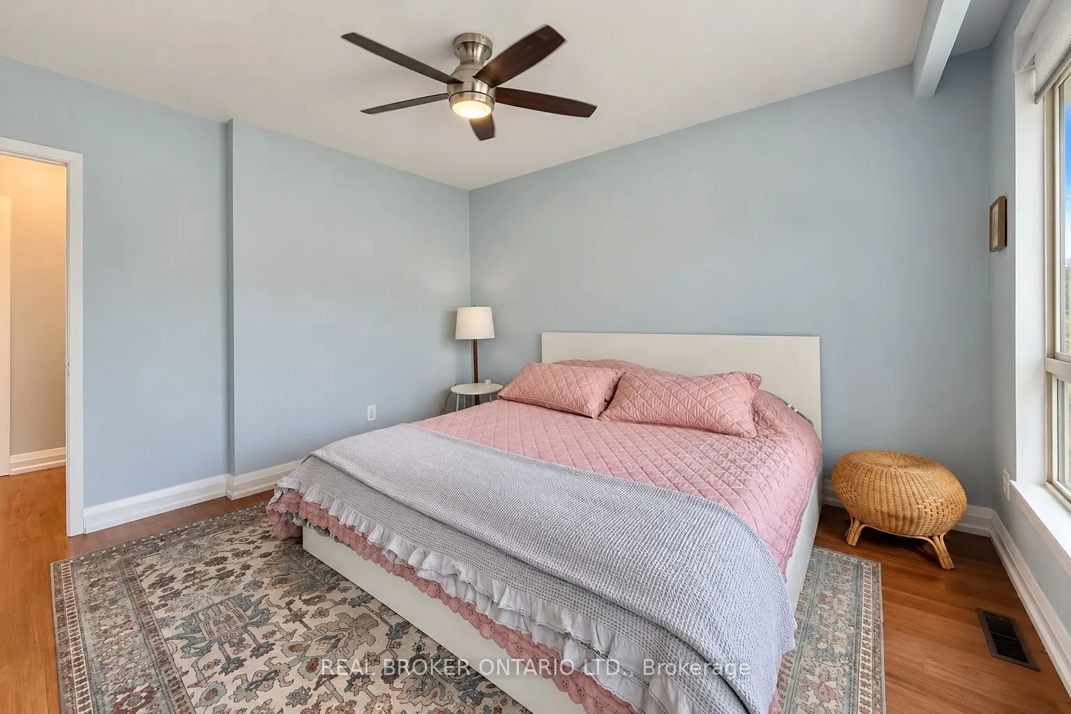 69 Upper Canada Drive #3