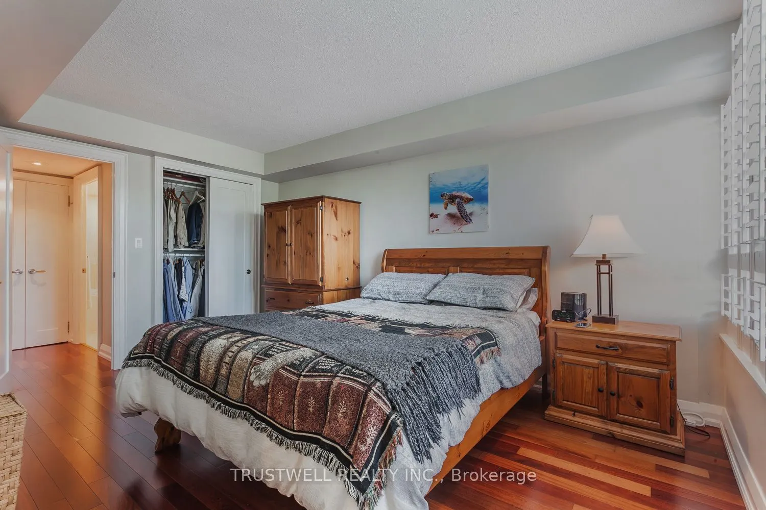 5444 Yonge Street #206
