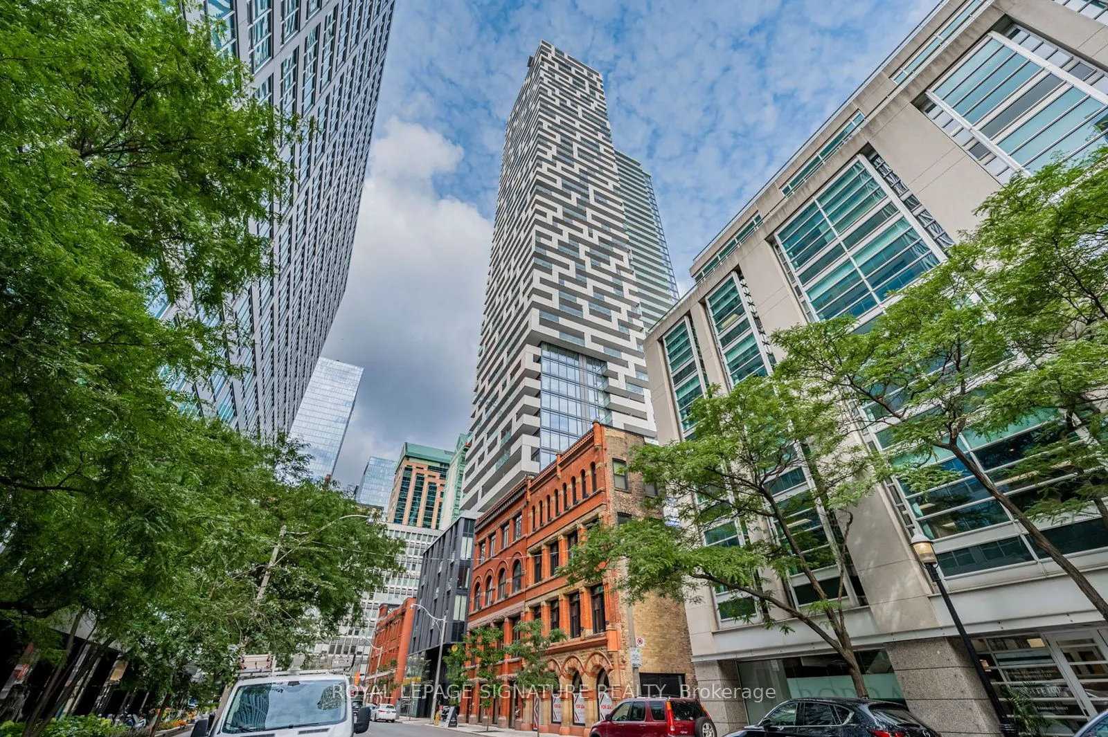 20 Lombard Street #3707