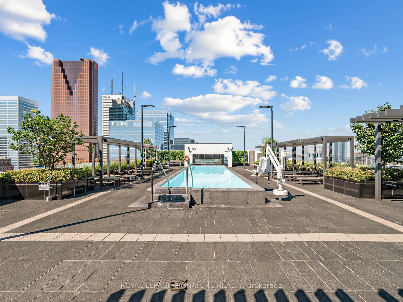 20 Lombard Street #3707