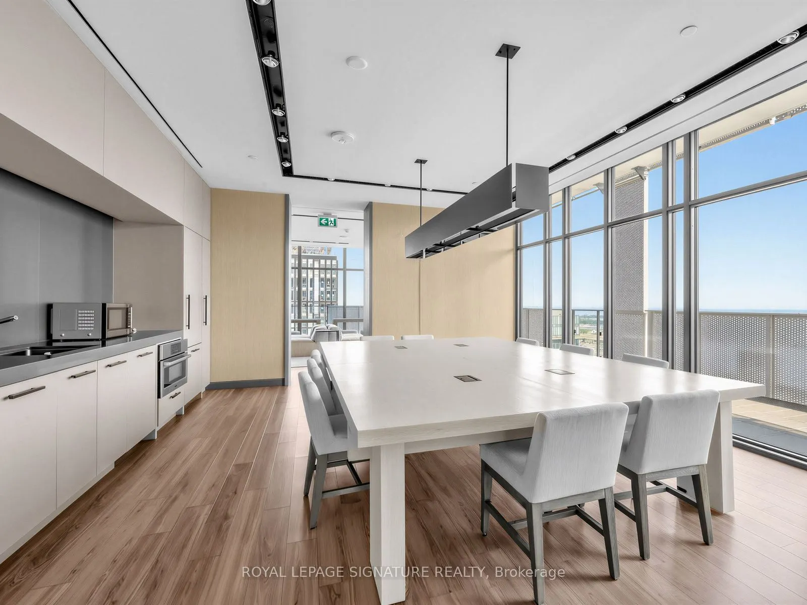 20 Lombard Street #3707