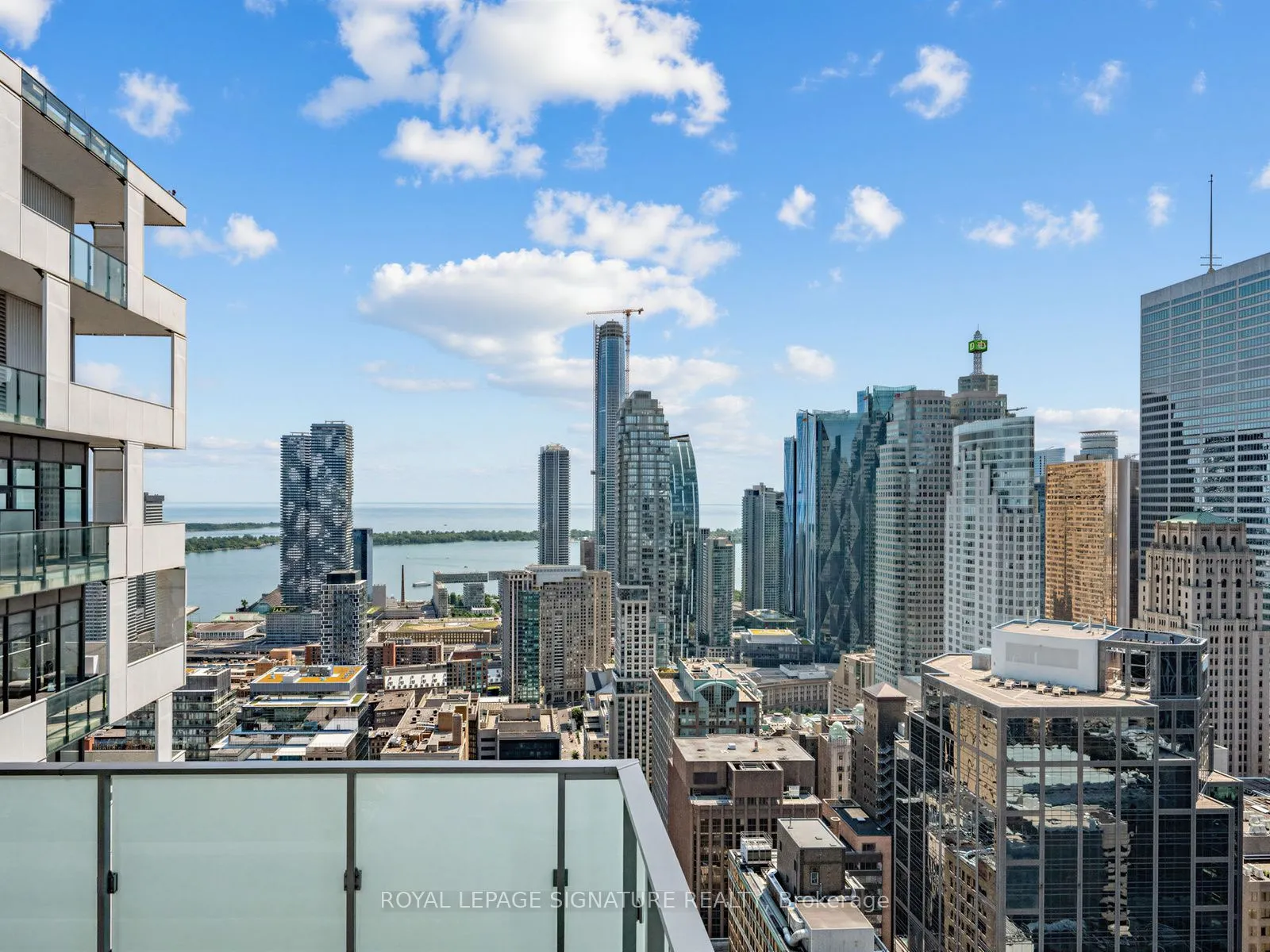 20 Lombard Street #3707