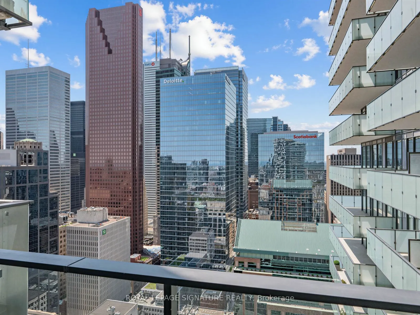 20 Lombard Street #3707