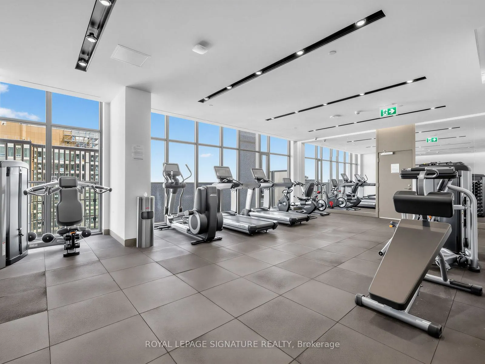 20 Lombard Street #3707