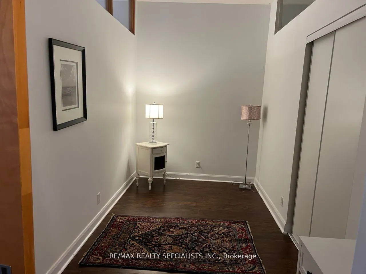 700 King Street W #519