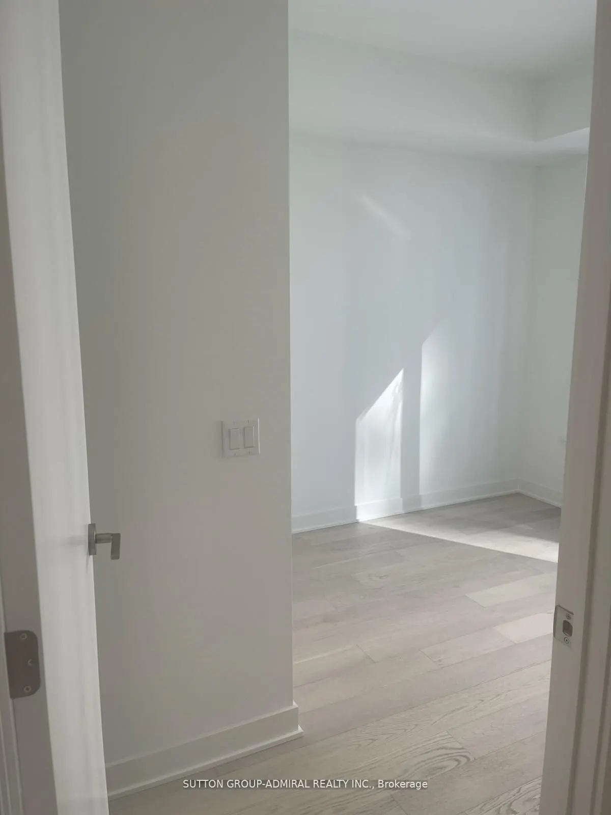 11 Yorkville Avenue #3505
