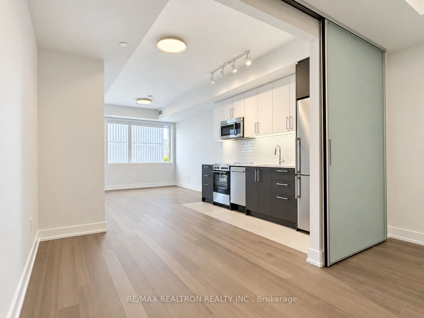 664 Spadina Avenue #505
