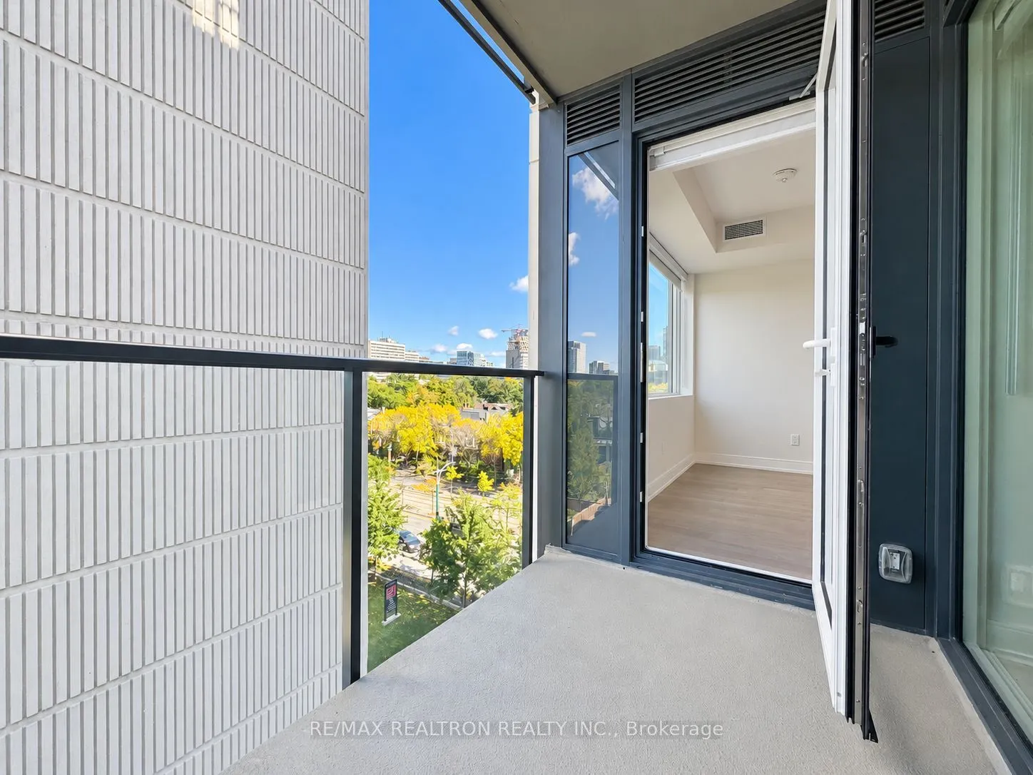664 Spadina Avenue #505
