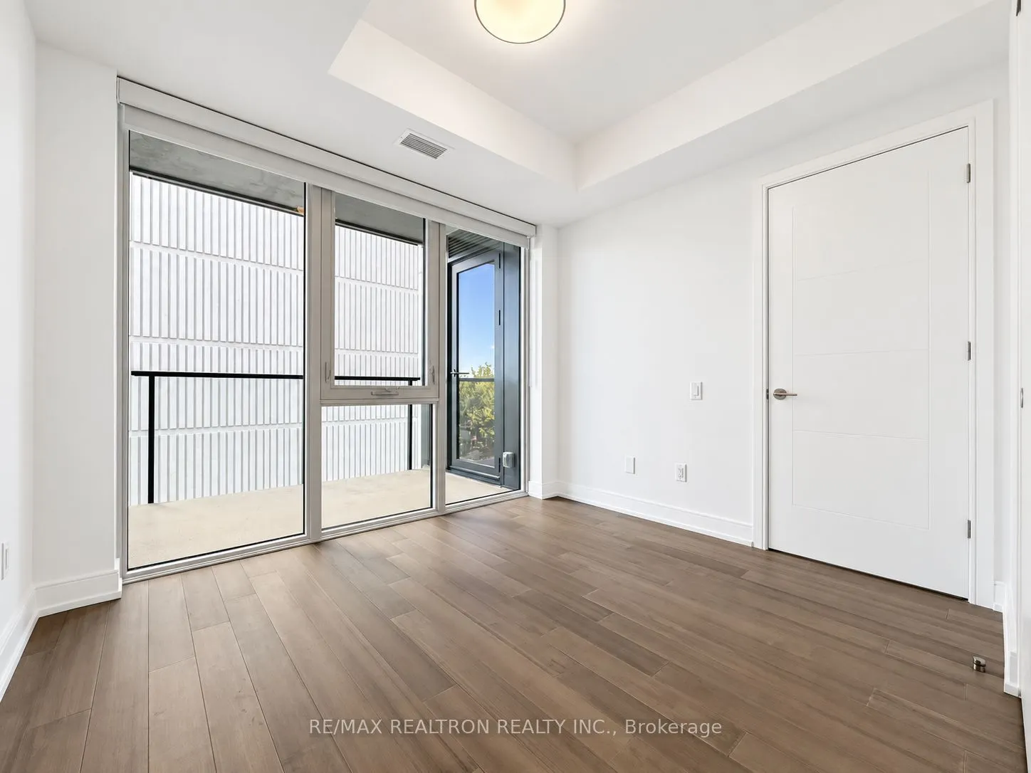 664 Spadina Avenue #505