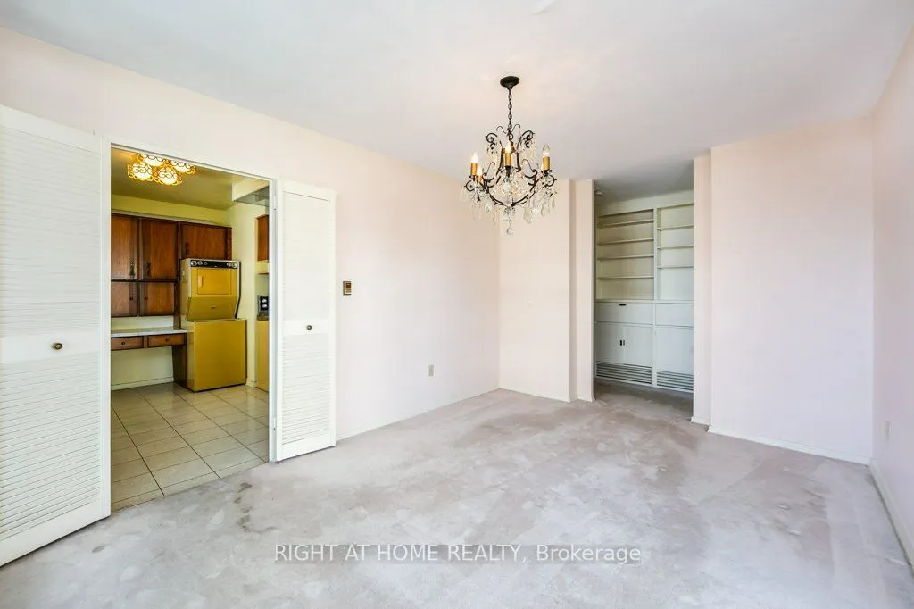 115 Antibes Drive #803