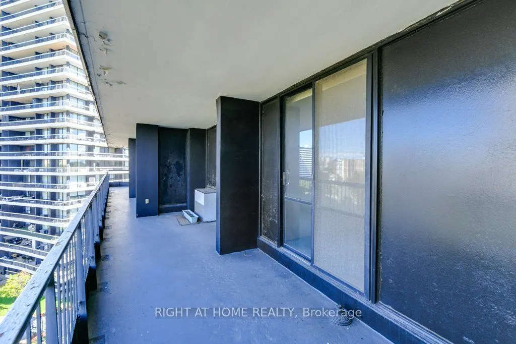 115 Antibes Drive #803