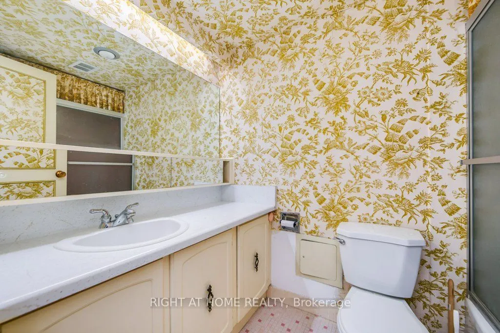 115 Antibes Drive #803