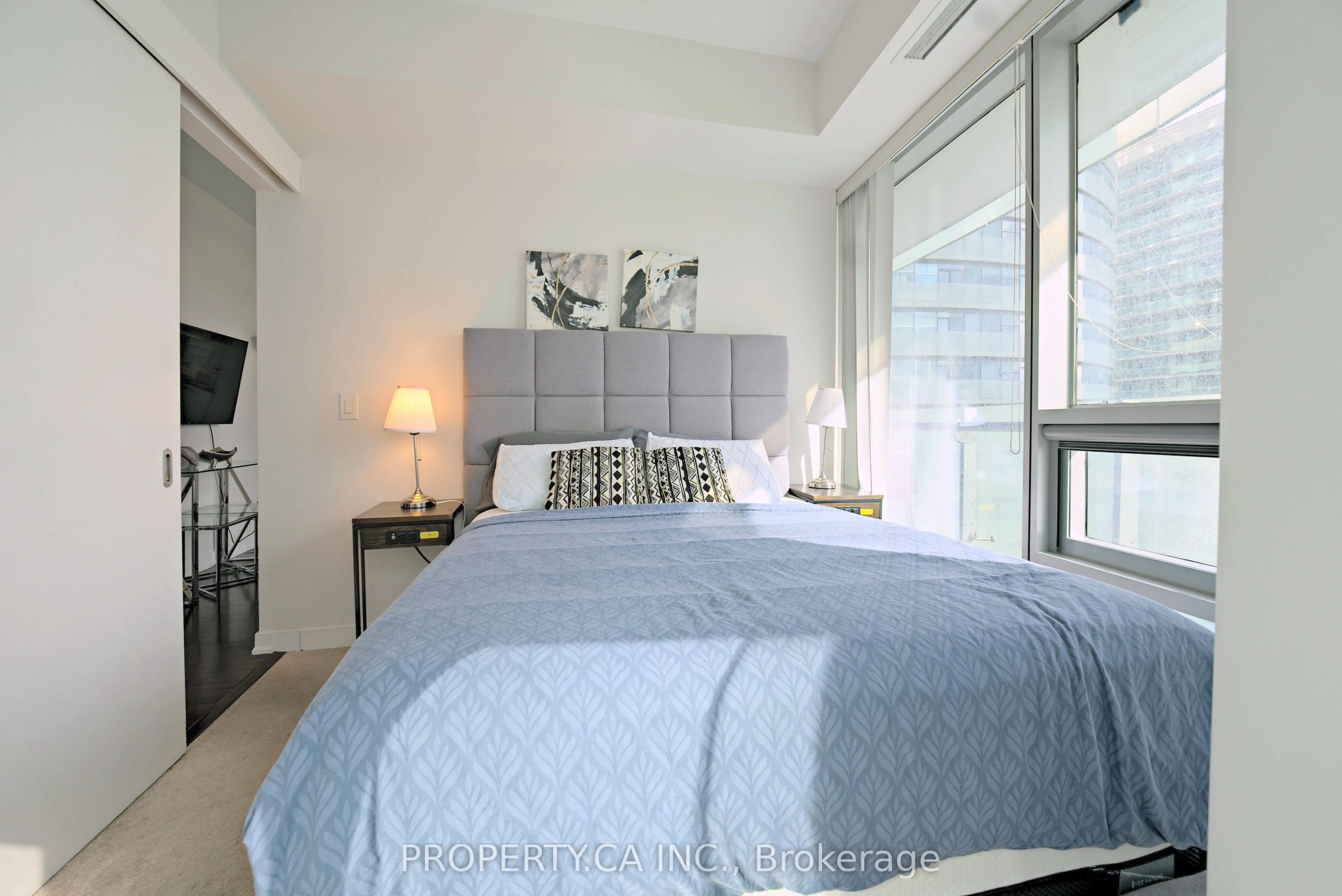 14 York Street S #1908