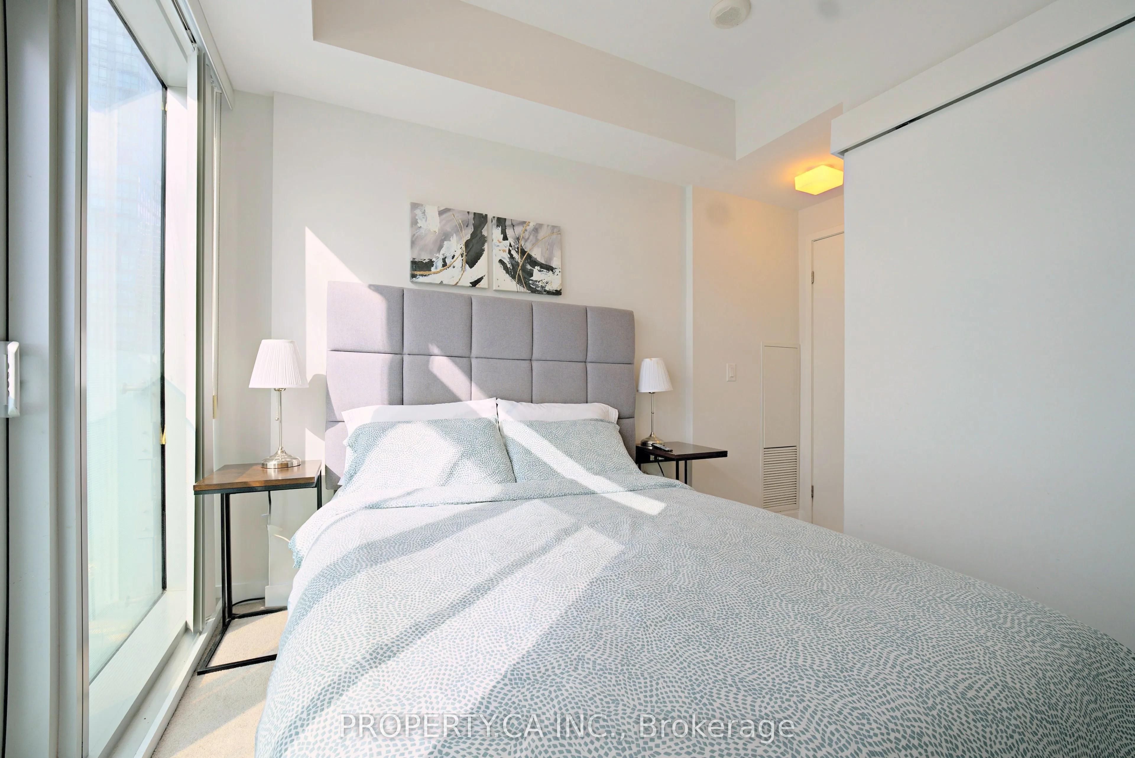 14 York Street S #1908