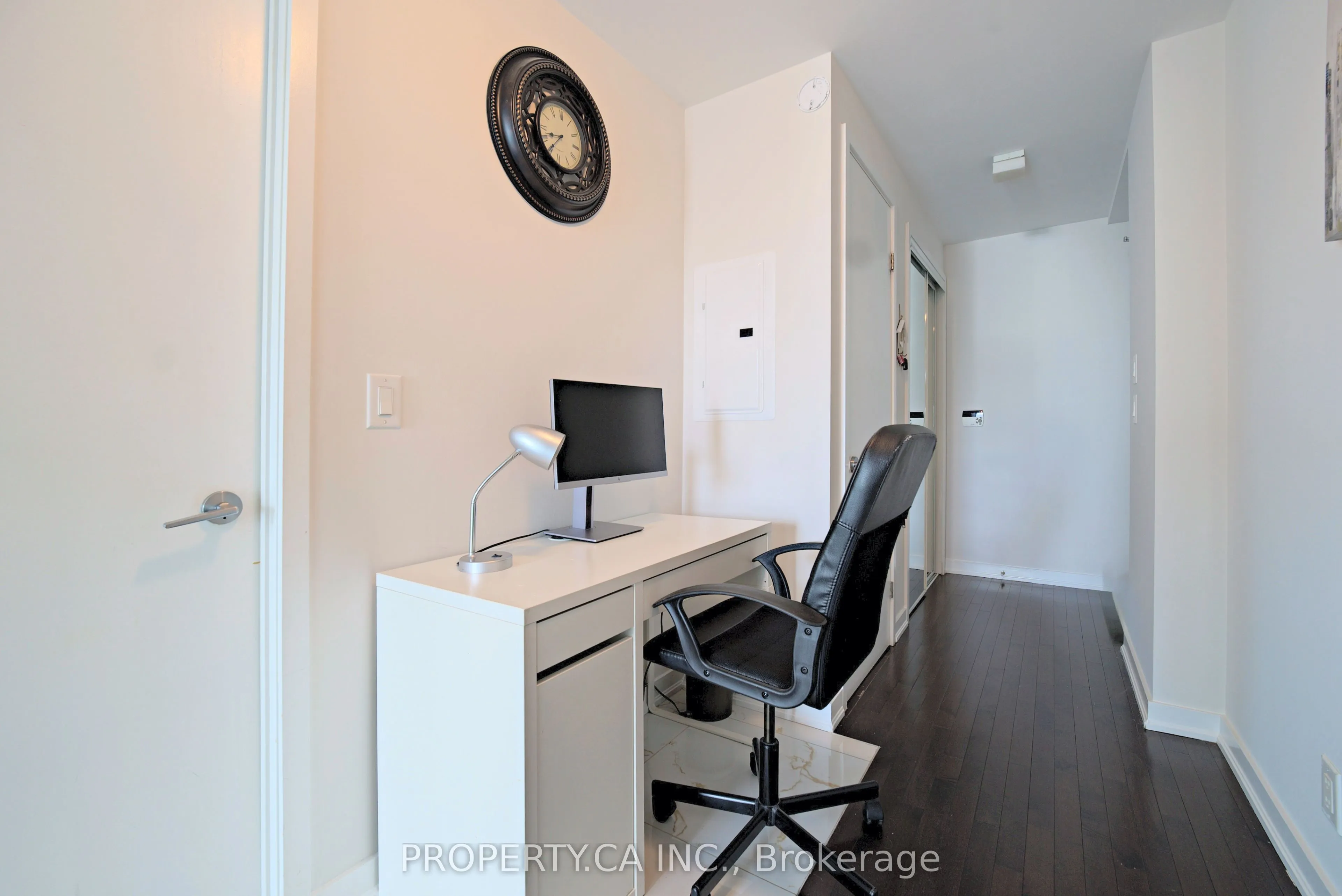 14 York Street S #1908