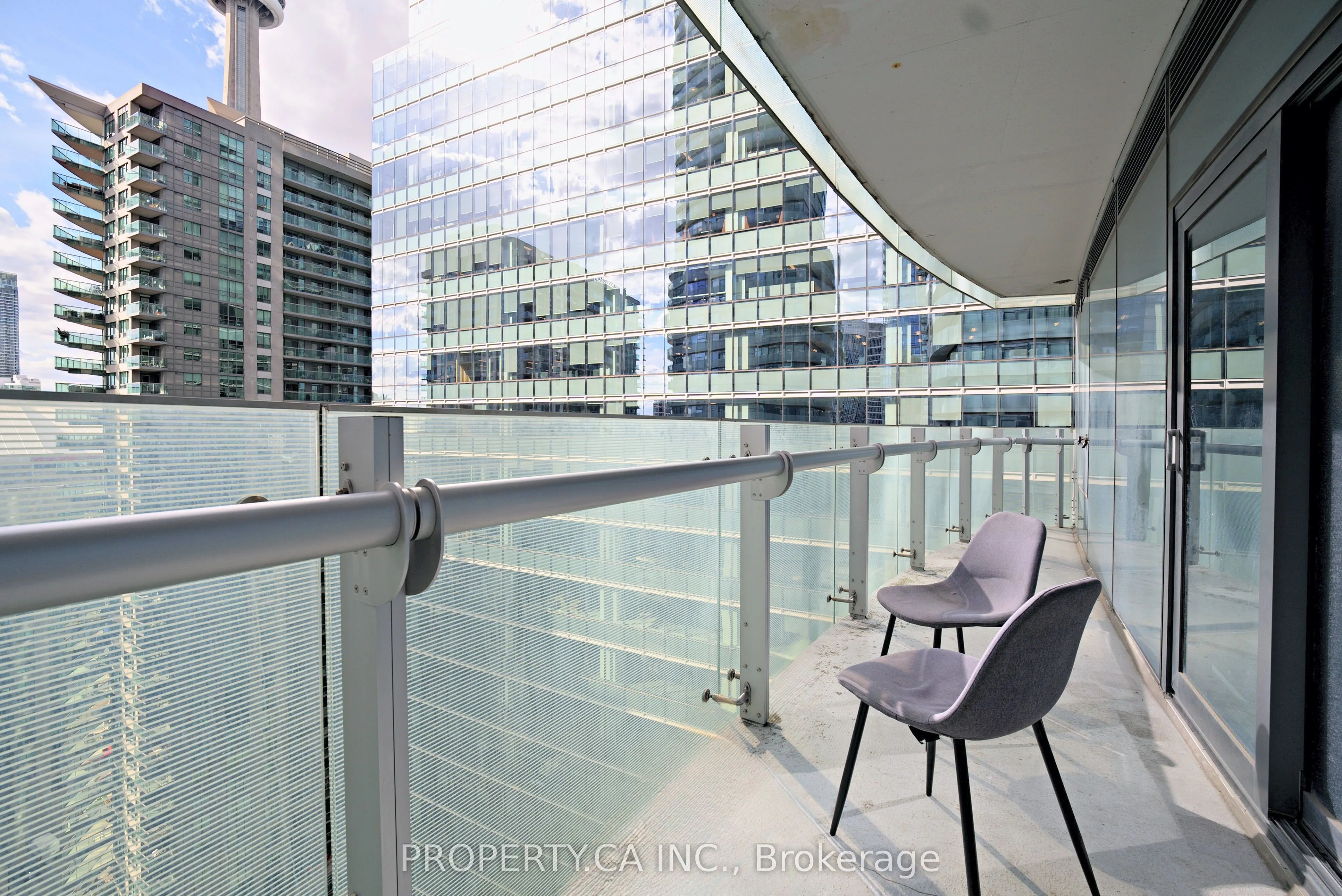 14 York Street S #1908