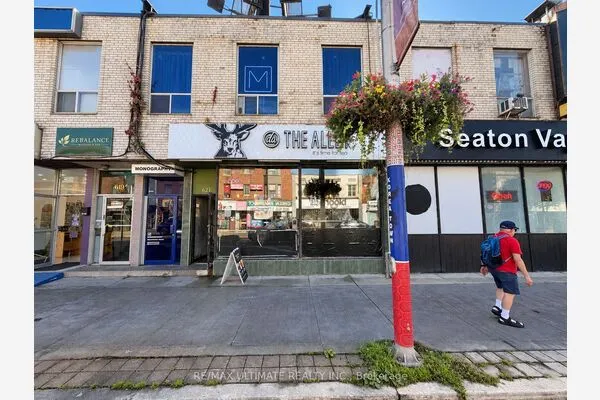 621 BLOOR Street W