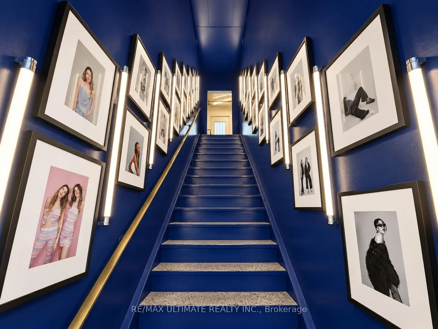 621 BLOOR Street W
