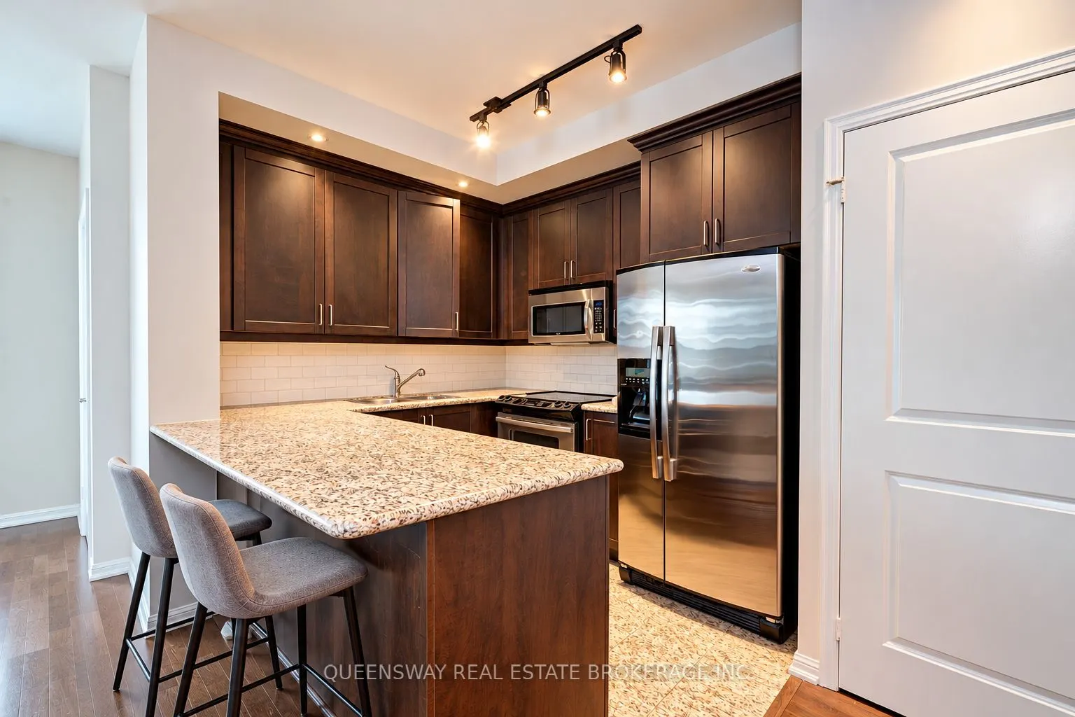 628 Fleet Street #401
