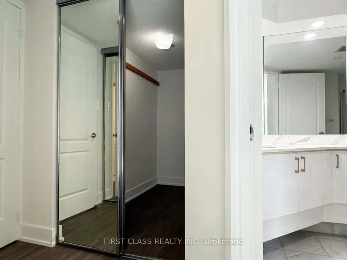 38 Elm Street #611