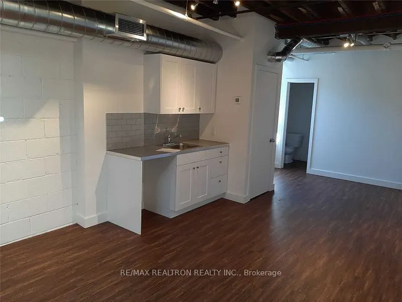 135 Tecumseth Street #9B2