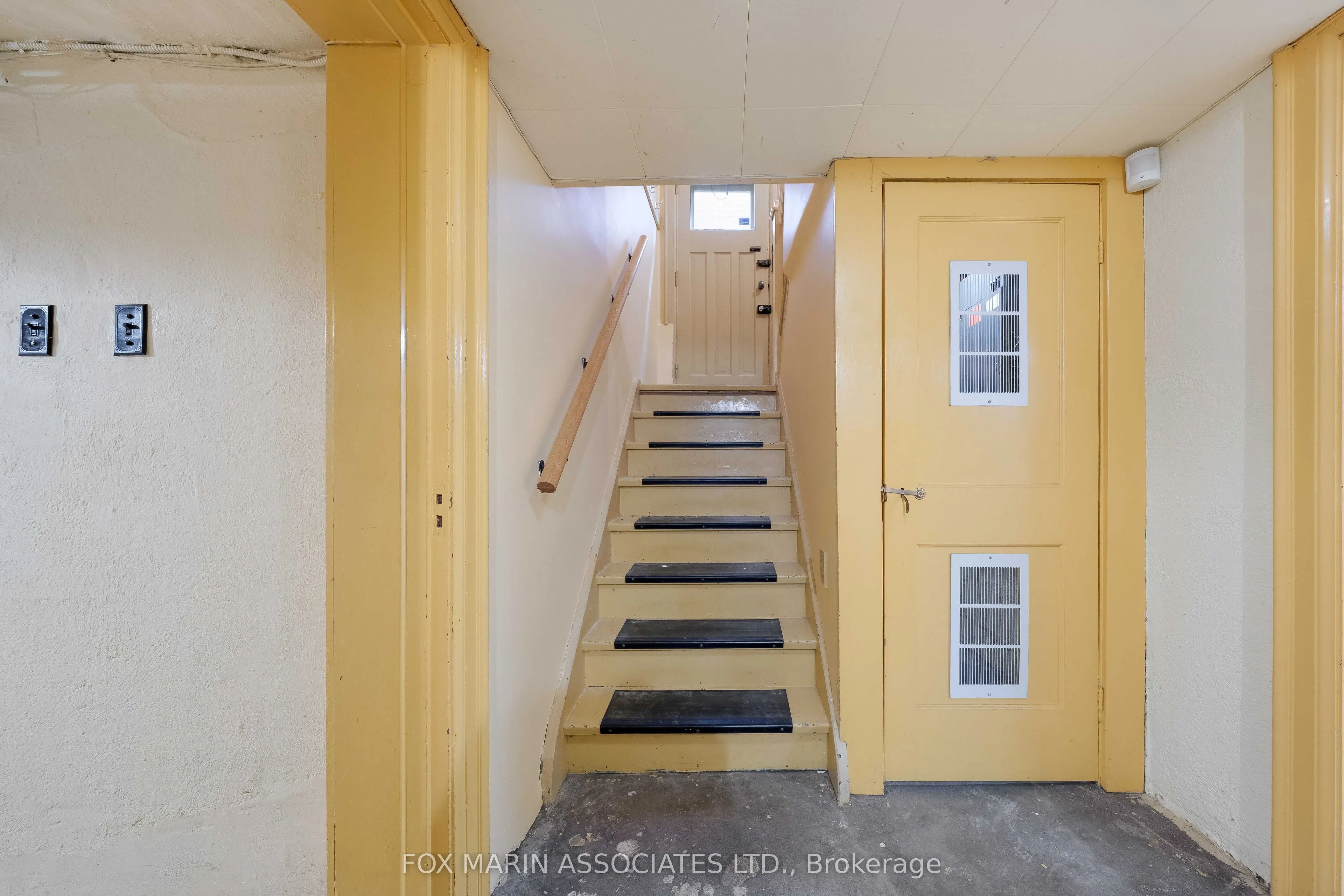 26 Claxton Boulevard