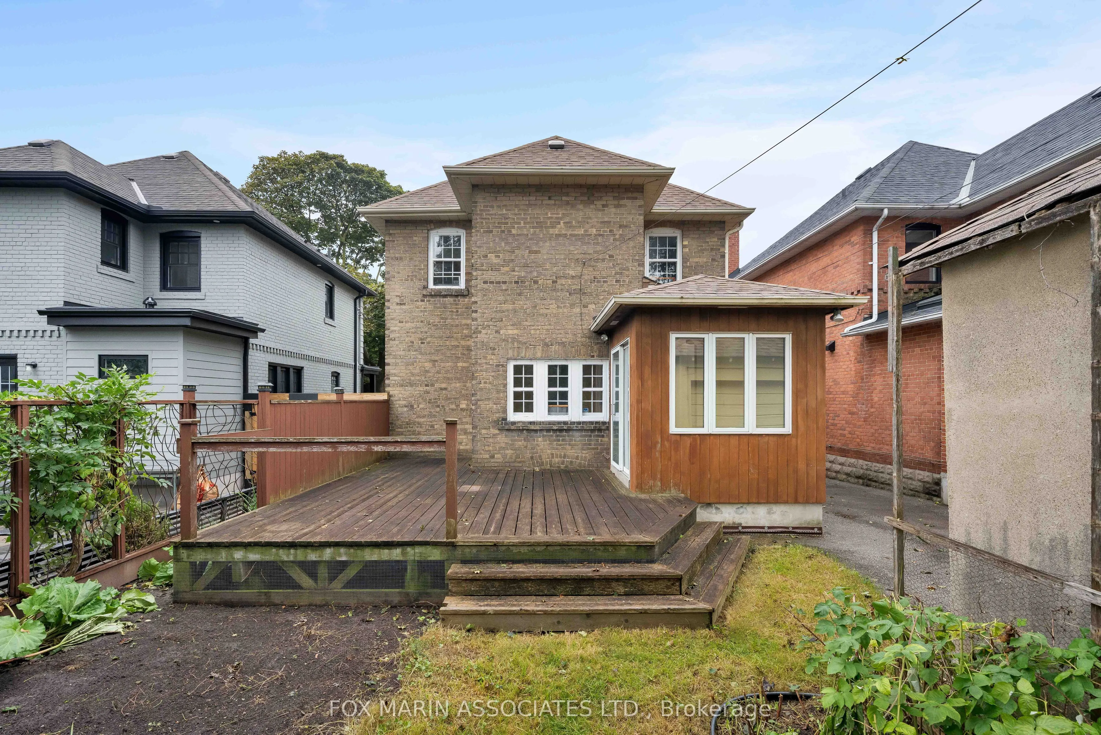 26 Claxton Boulevard