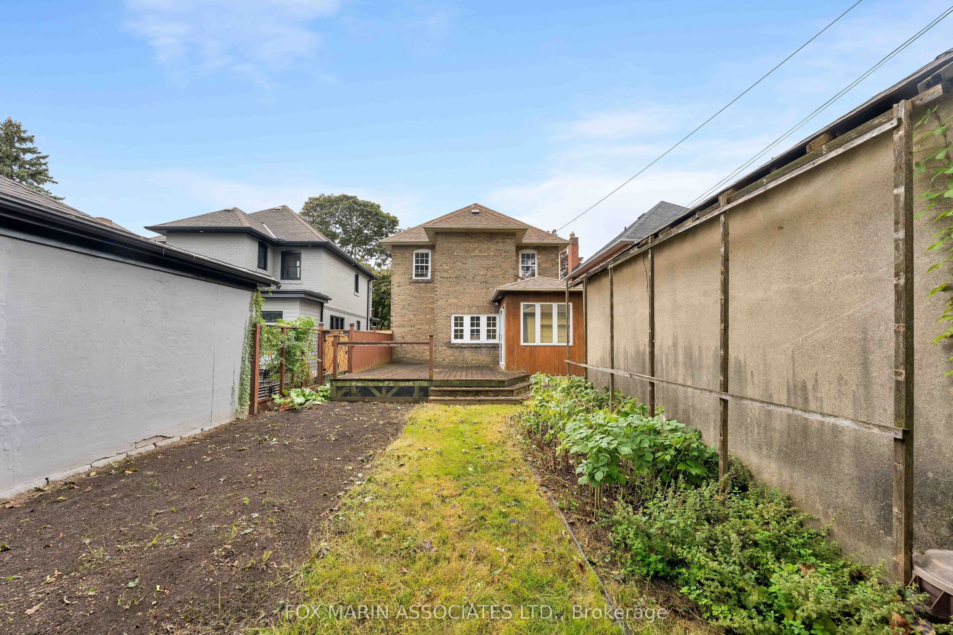 26 Claxton Boulevard