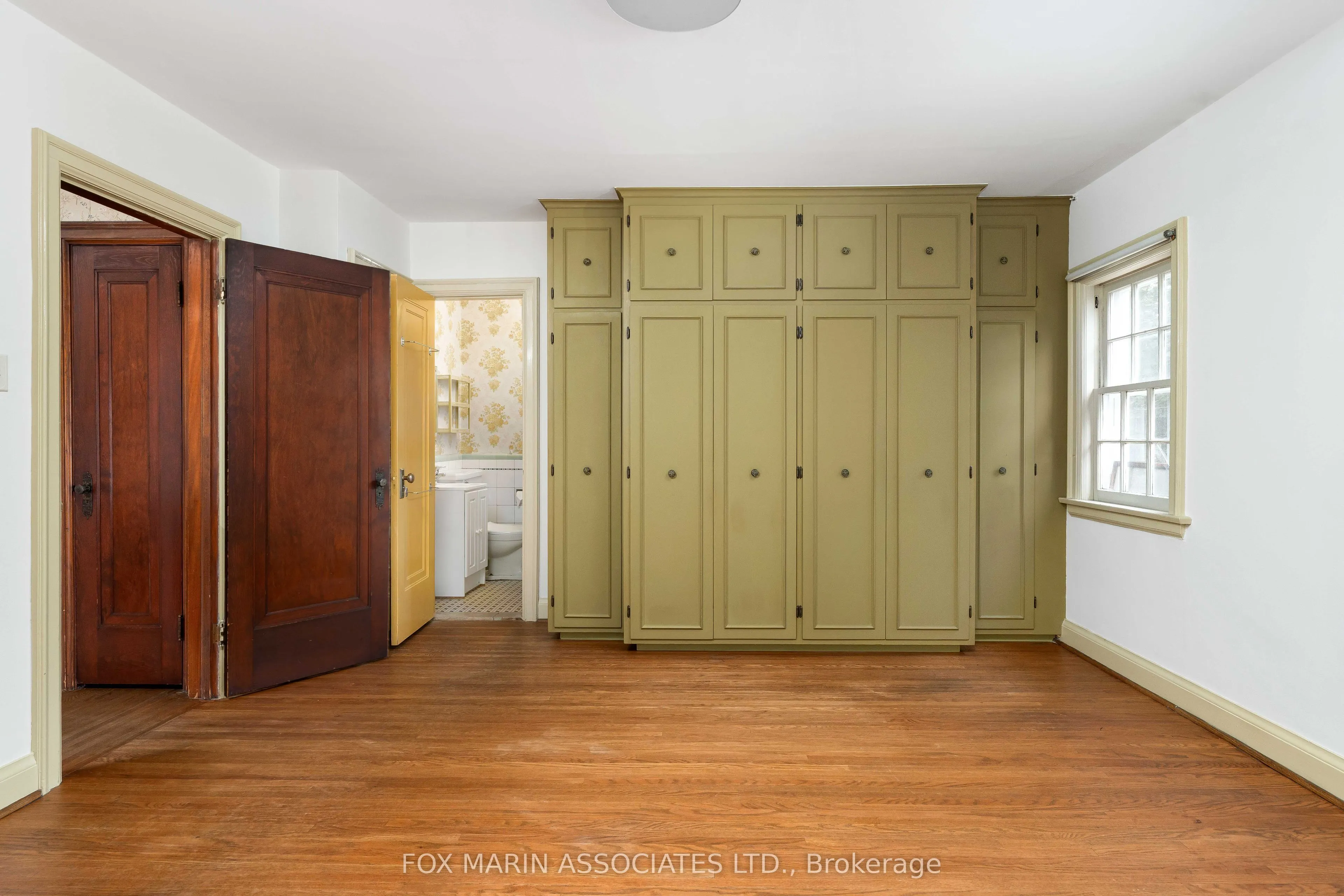 26 Claxton Boulevard
