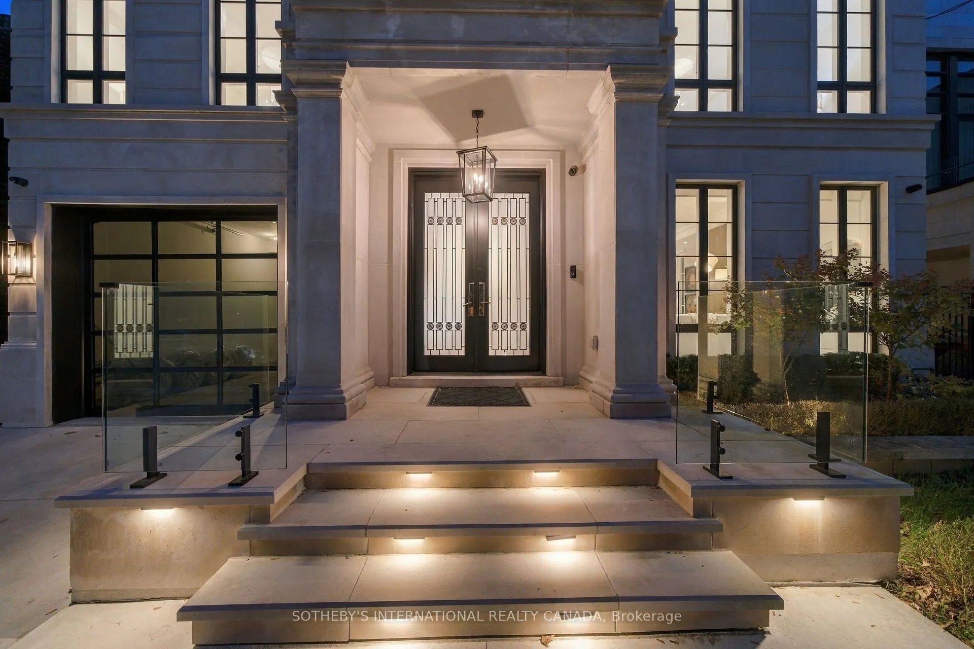 335 Lytton Boulevard