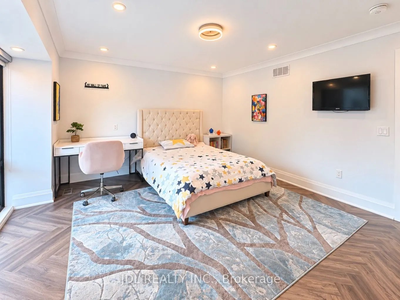 48 Sharron Drive