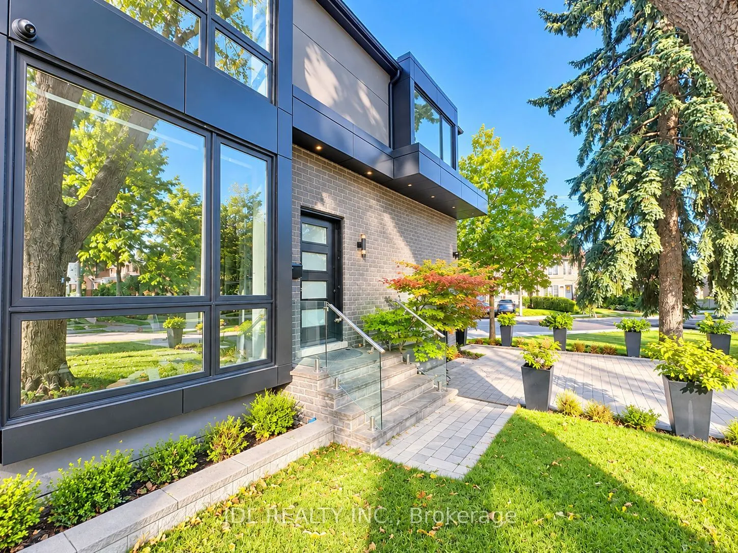 48 Sharron Drive