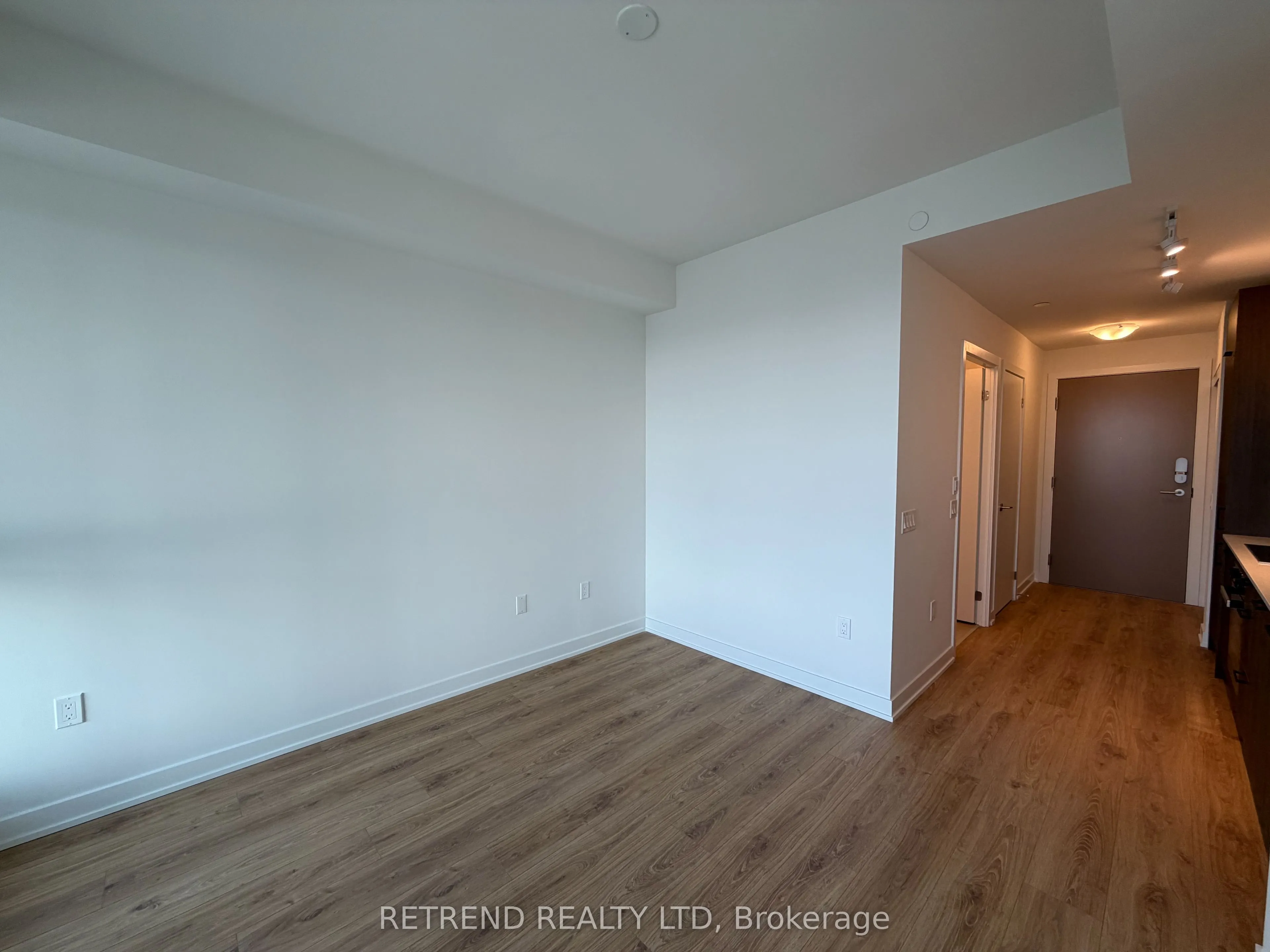 5 Quarrington Lane #2906