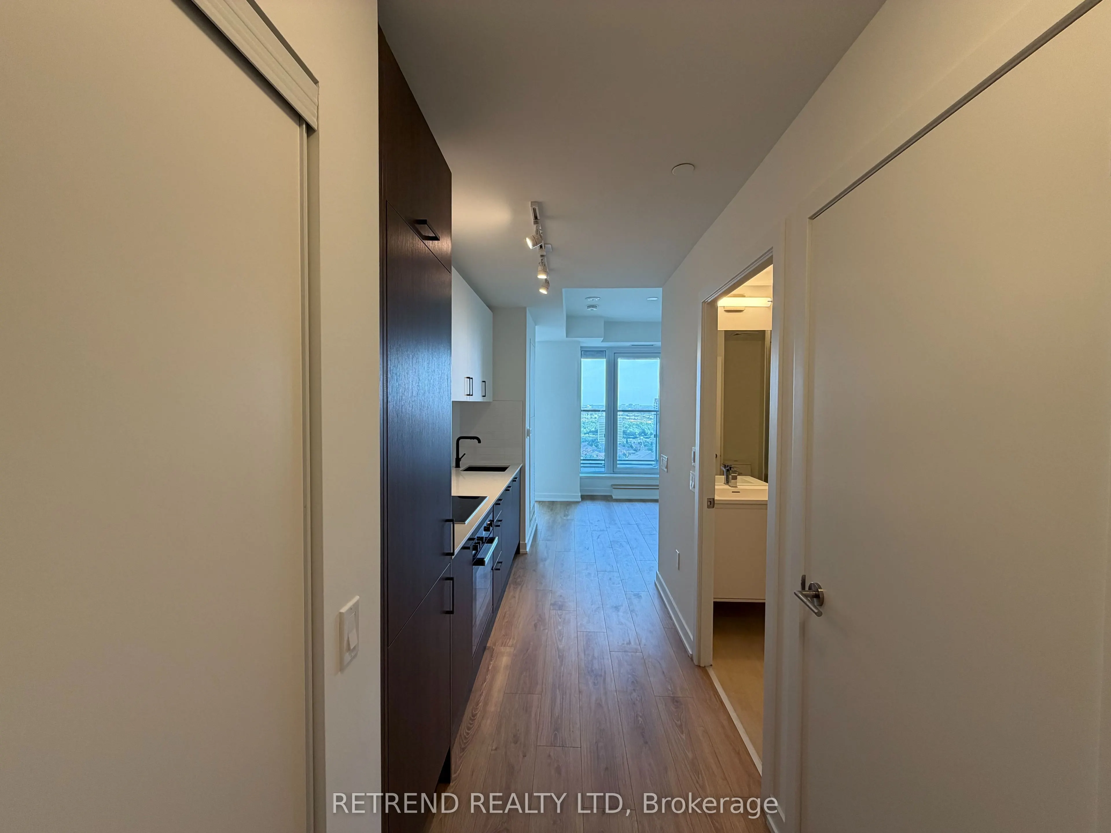 5 Quarrington Lane #2906