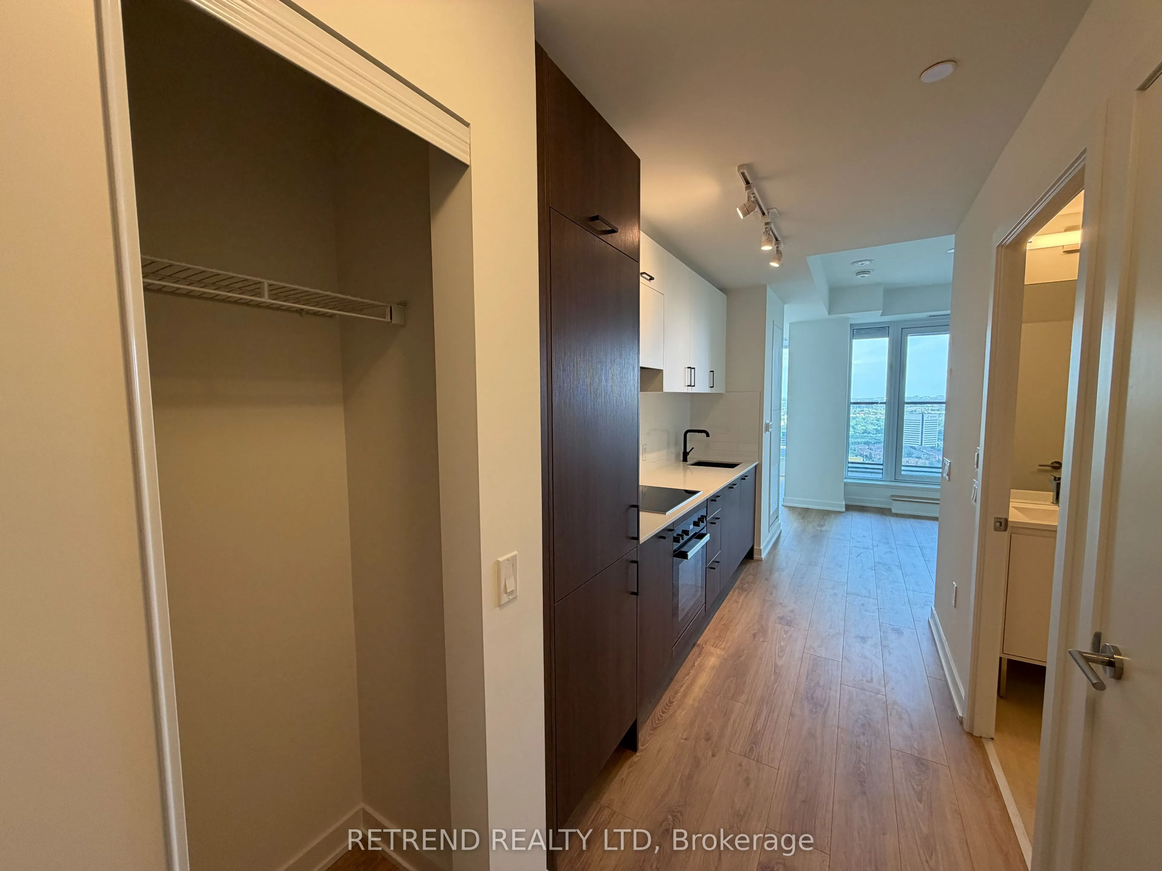 5 Quarrington Lane #2906