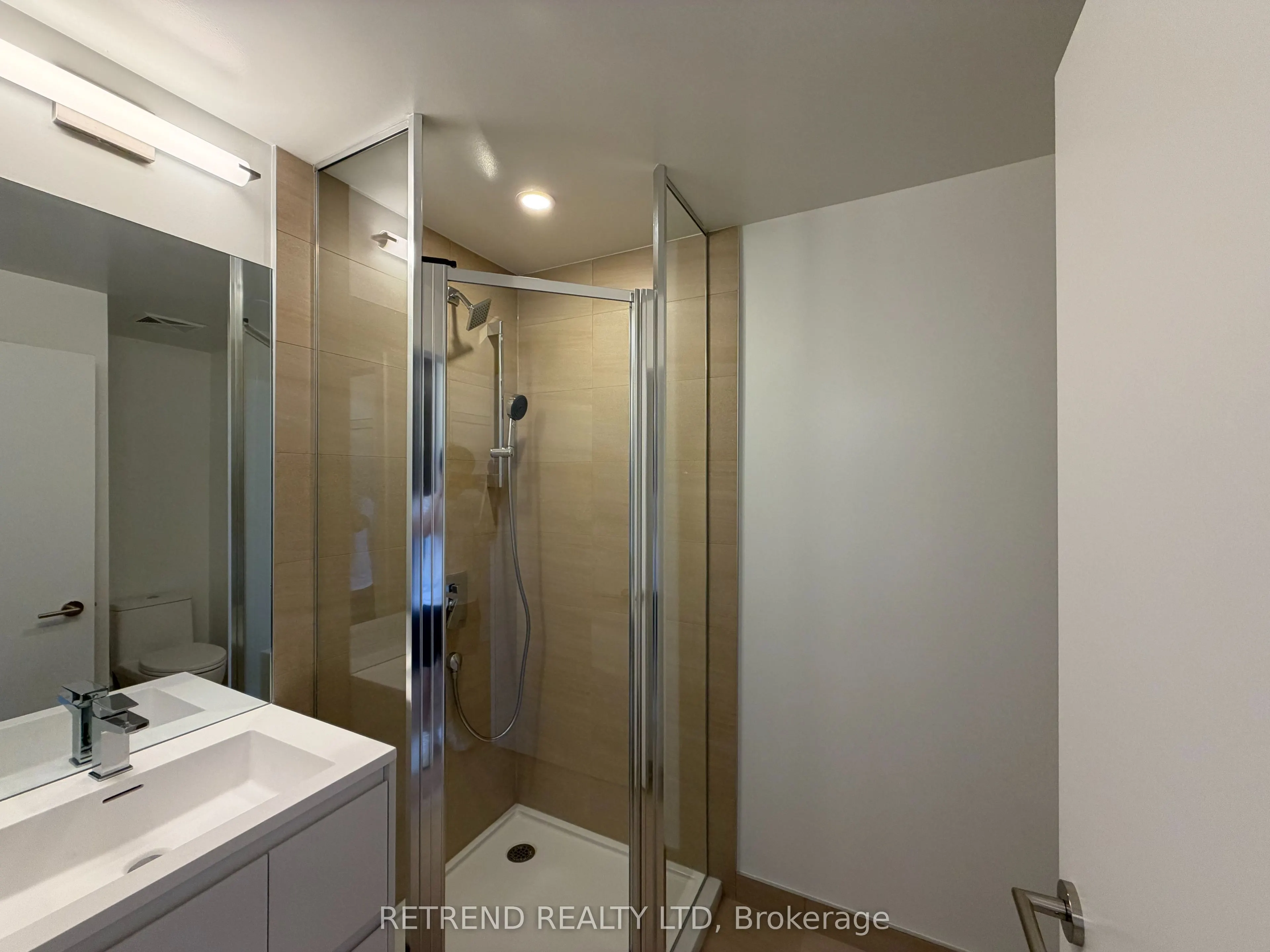 5 Quarrington Lane #2906