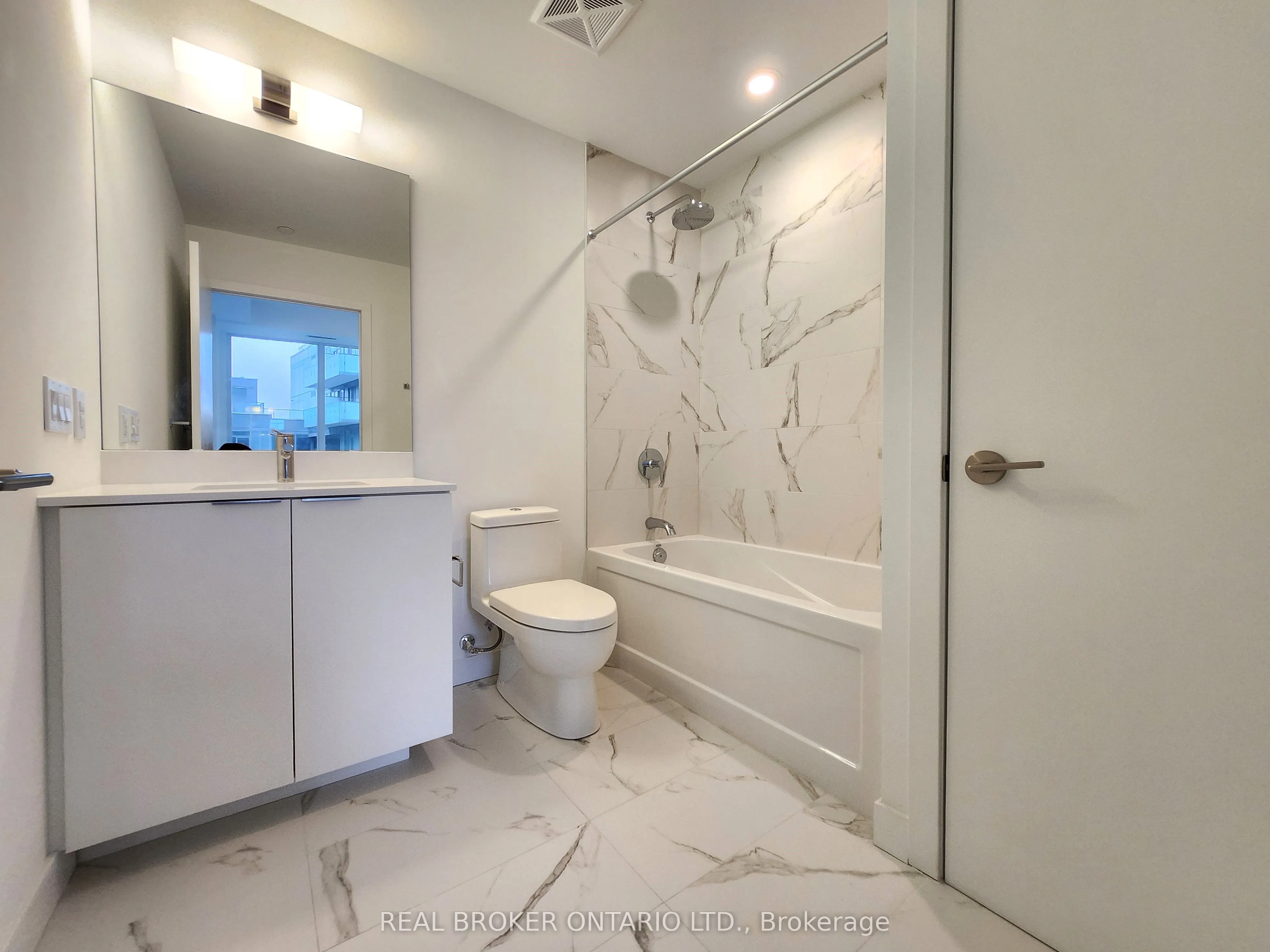 7 Golden Lion Heights #N625