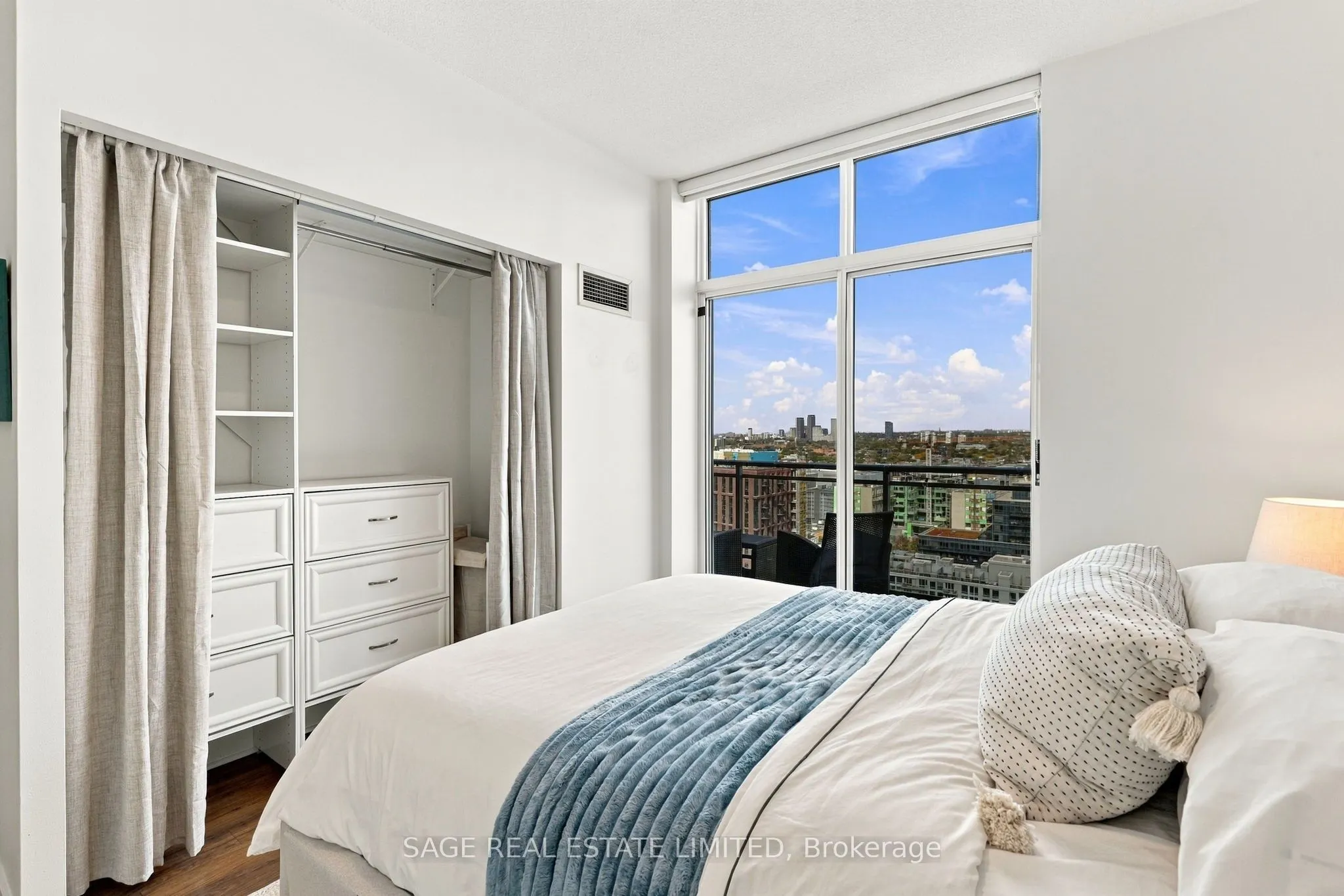 50 Lynn Williams Street #2408