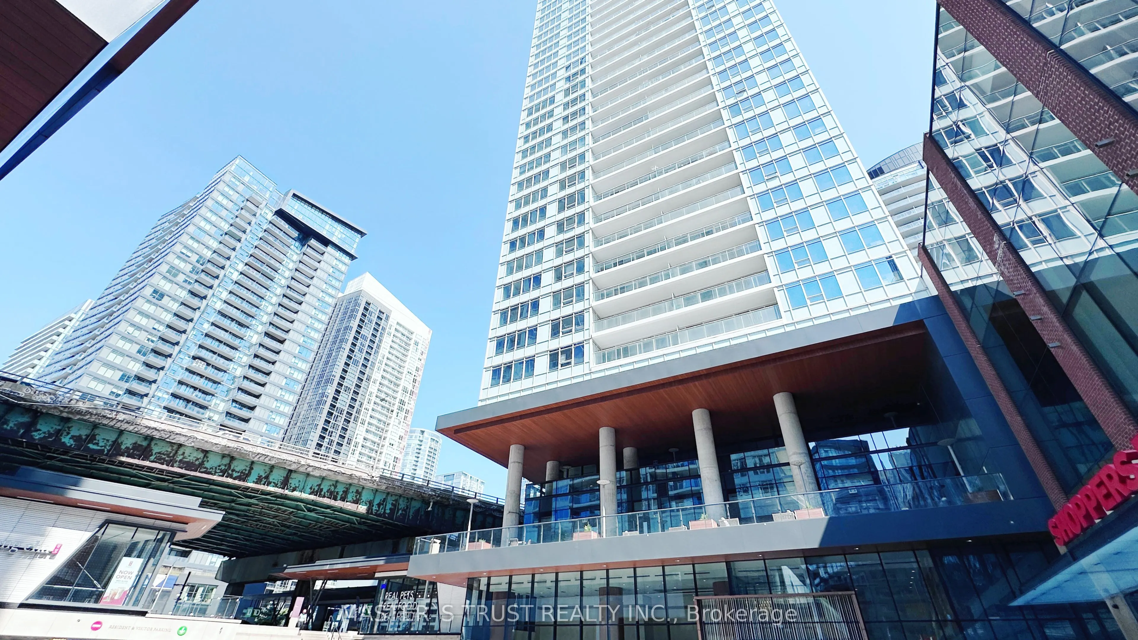17 Bathurst Street #1715