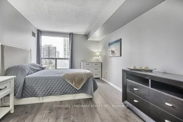 5 Concorde Place #702