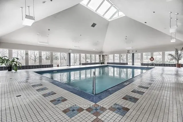 5 Concorde Place #702